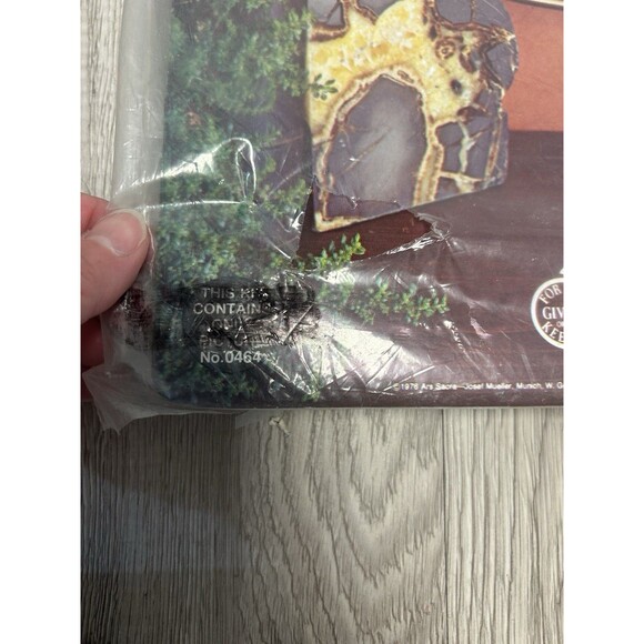 NEW Paragon Needlecraft Exquisite Hummel Stitchery Crewel 0464 Needlework Kit - Picture 5 of 7